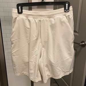 Lululemon pace breaker short 7 inch inseam